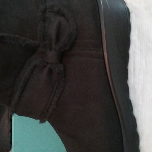 NIB BZEES Booties 7.5 W Black/Bows - Picture 3 of 8